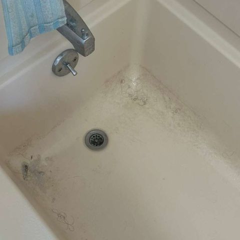 Soaking tub before cleaning